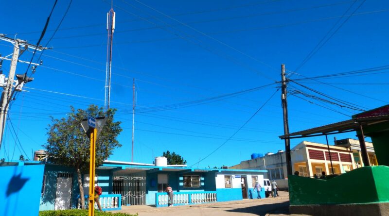 Edificio etecsa La Maya